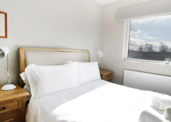 度假居 Upper Oaks 温德米尔